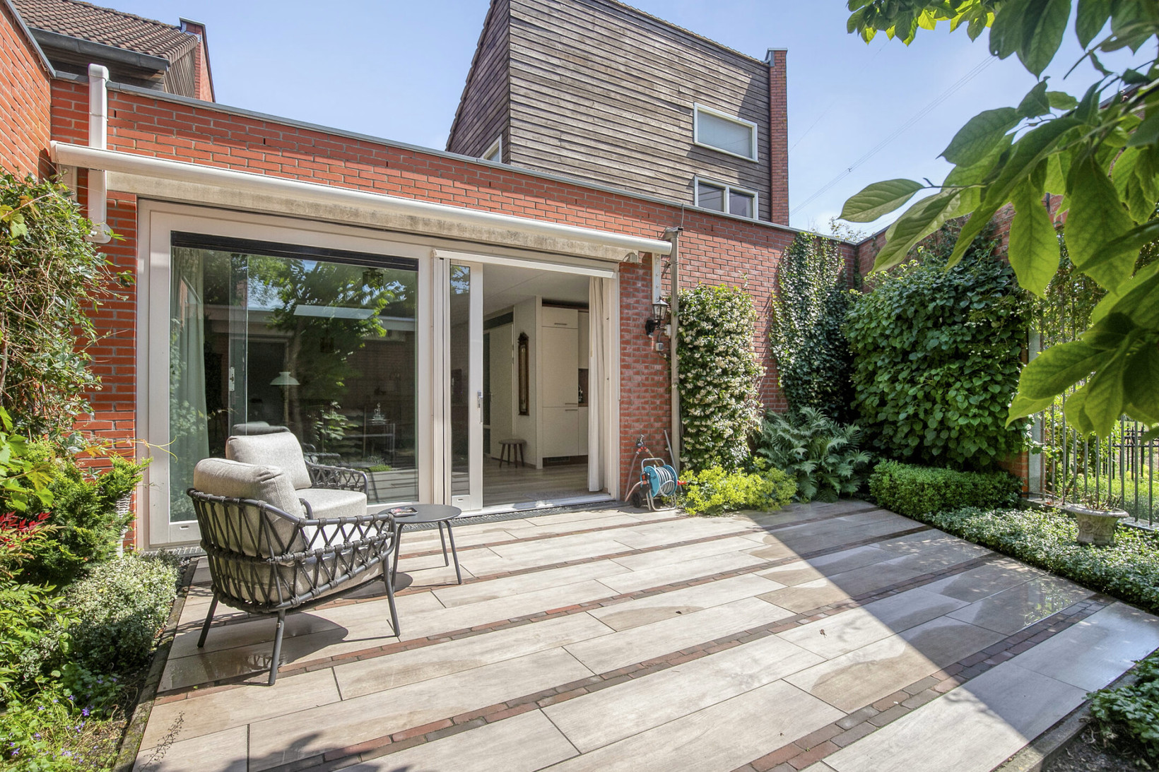 Tussenwoning te koop: Herman Kruyderstraat 67, Almere