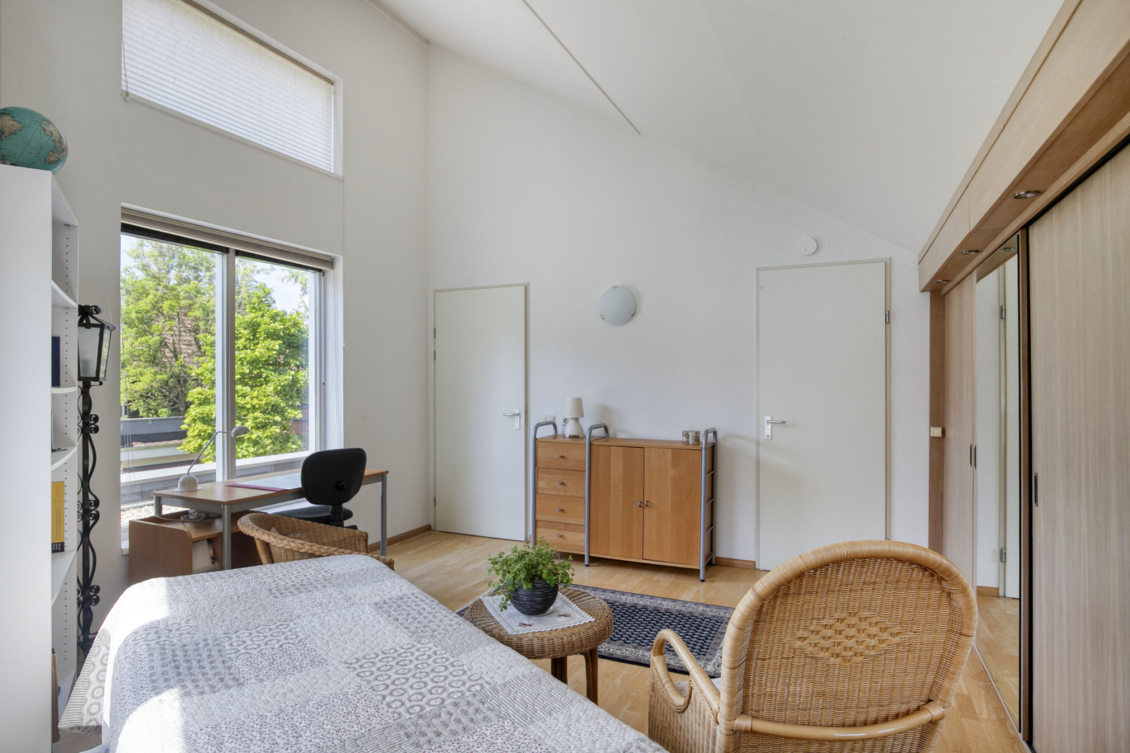 Tussenwoning te koop: Herman Kruyderstraat 67, Almere