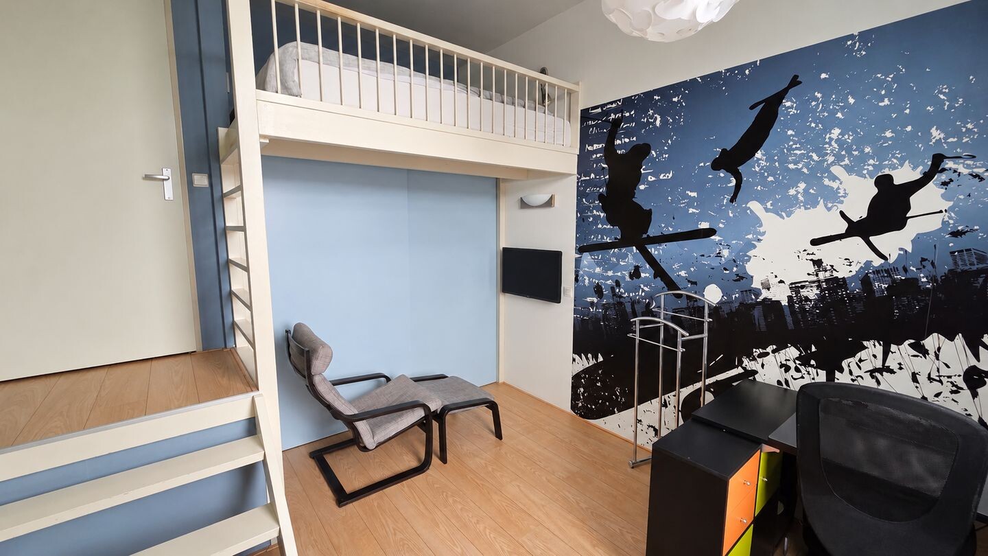 Hoekwoning te koop: Chagallweg 90, Almere