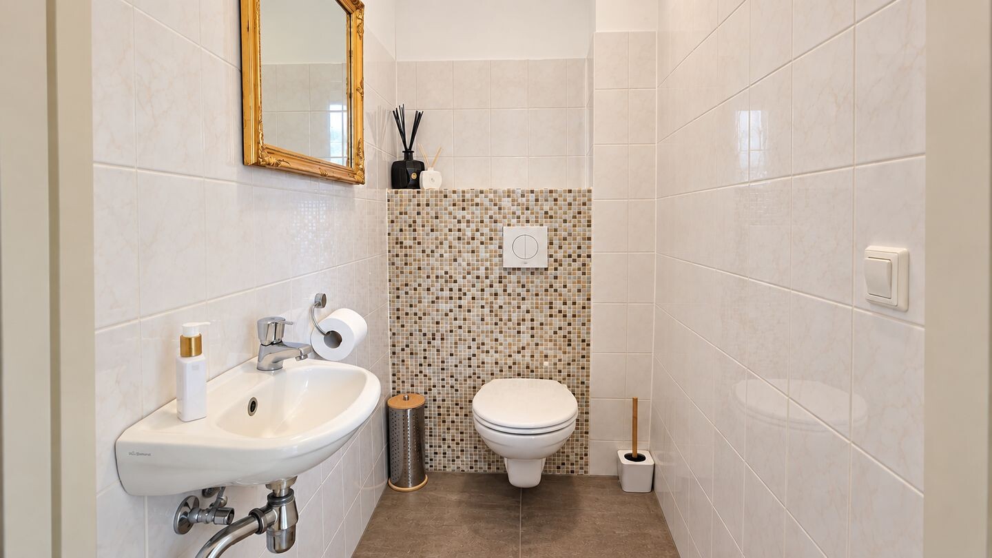Hoekwoning te koop: Chagallweg 90, Almere