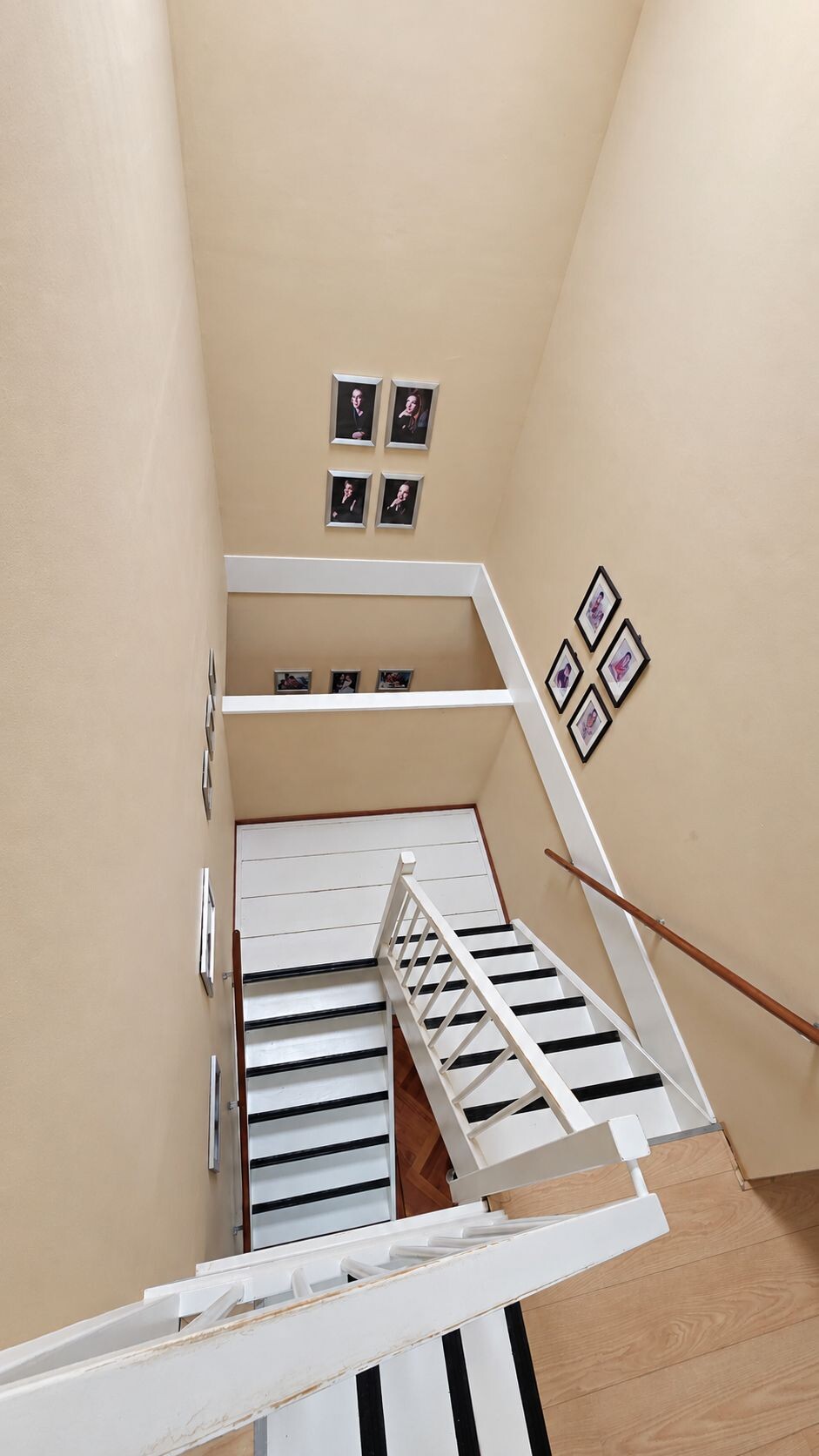 Hoekwoning te koop: Chagallweg 90, Almere