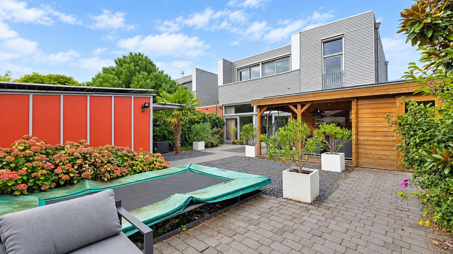Hoekwoning te koop: Chagallweg 90, Almere