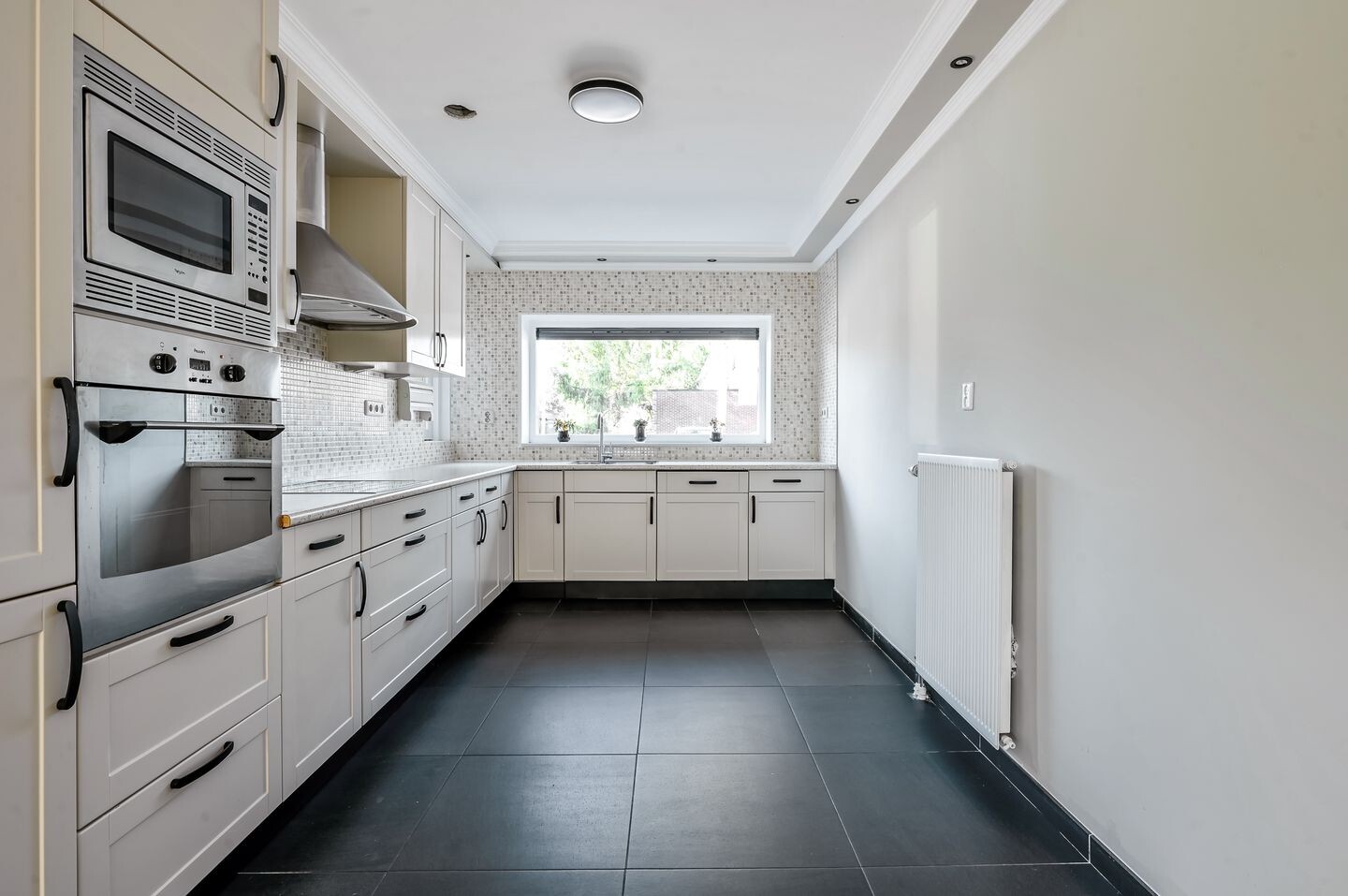 Hoekwoning te koop: Henry Moorestraat 36, Almere
