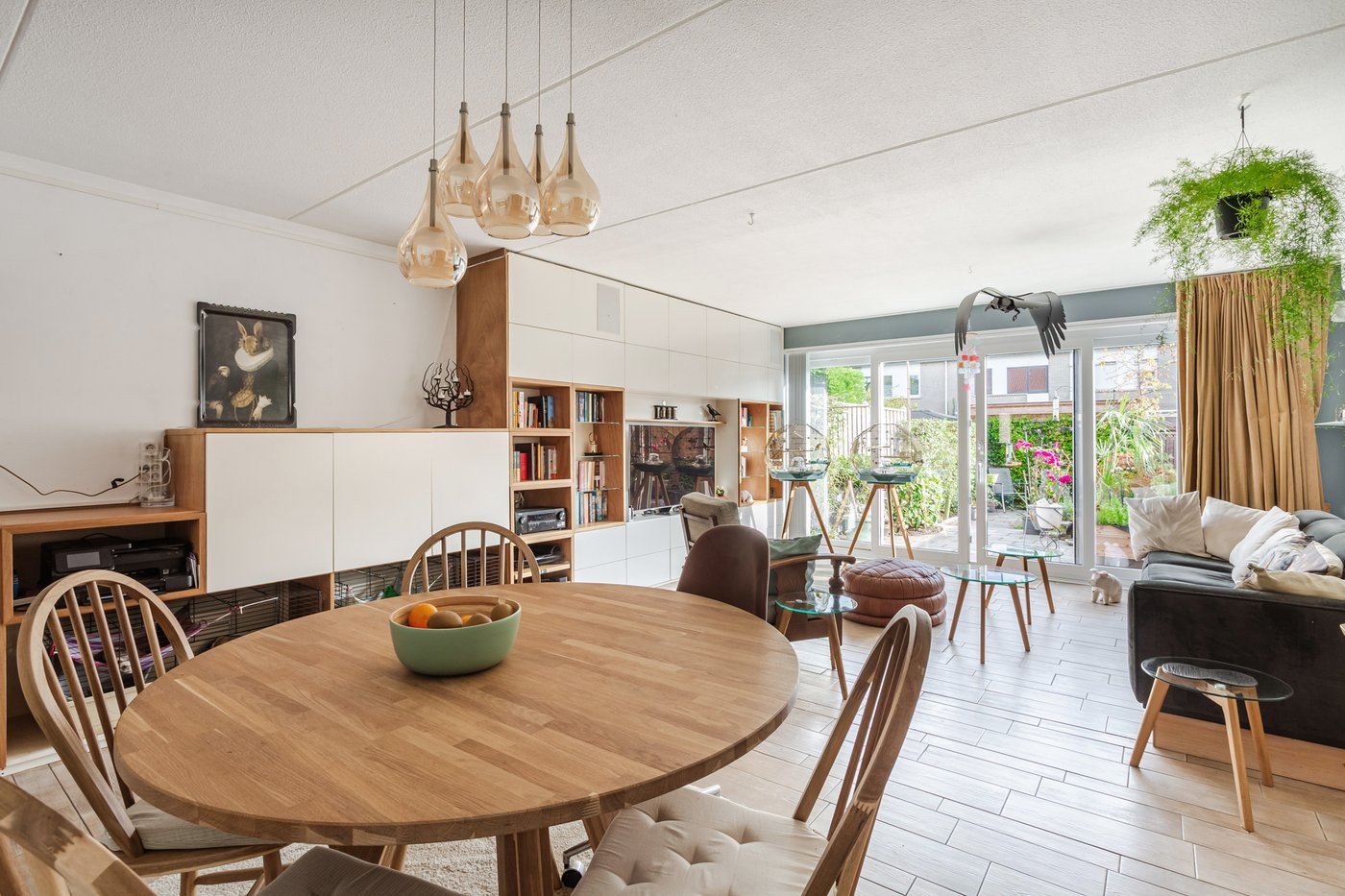 Tussenwoning te koop: Strijkmolenstraat 52, Almere