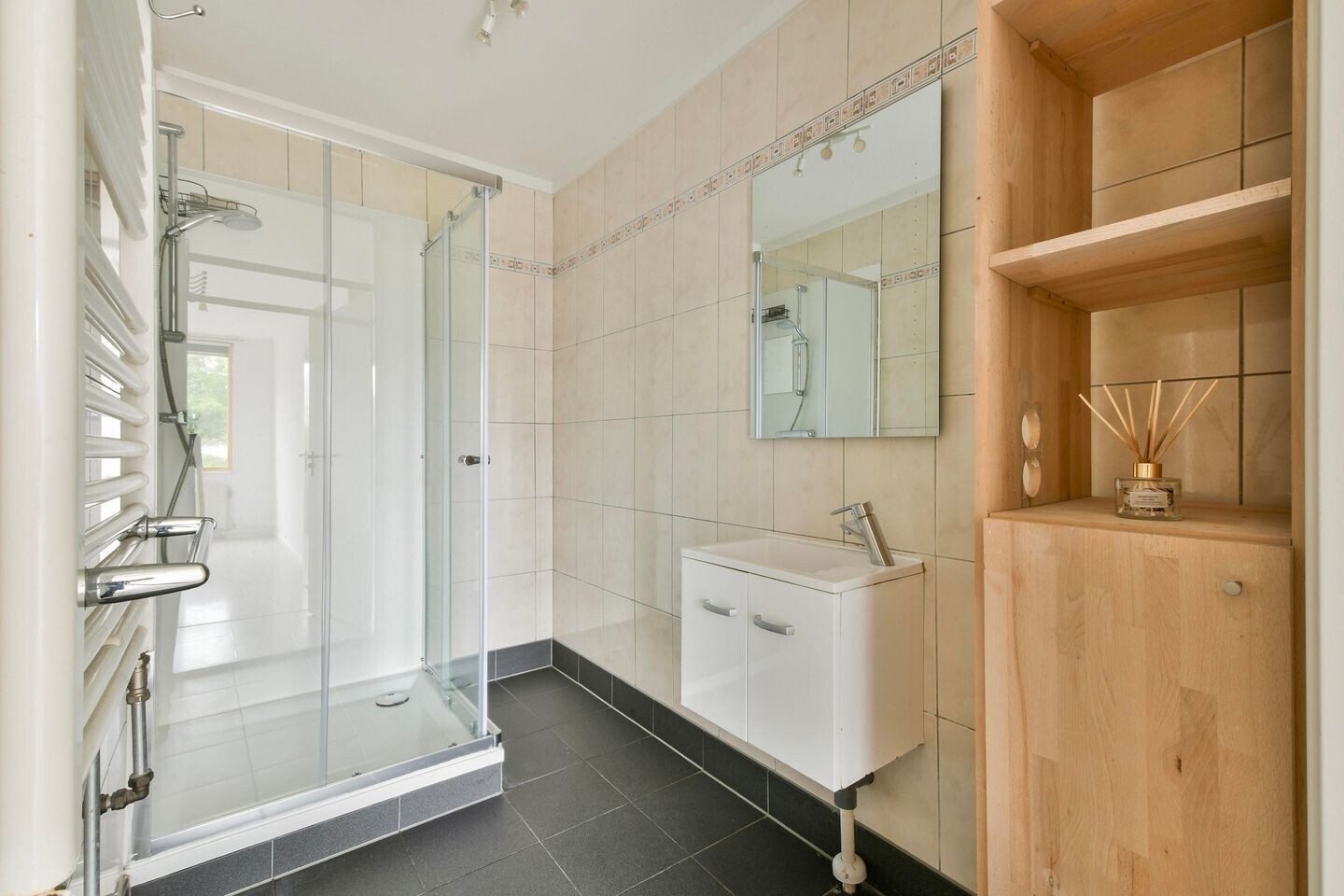 Appartement te koop: J.T.P. Bijhouwerhof 55, Almere