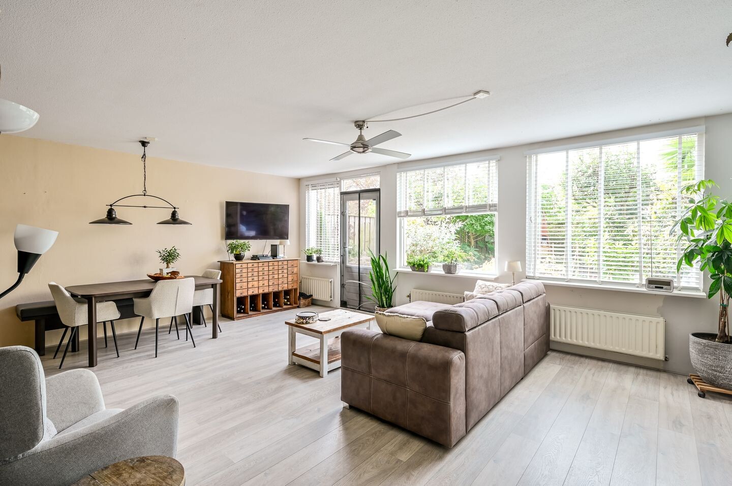 Appartement te koop: G.A. Overdijkinkstraat 86, Almere