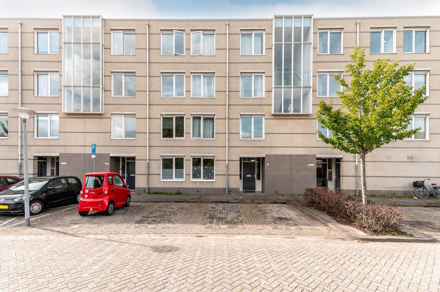 Appartement te koop: G.A. Overdijkinkstraat 86, Almere