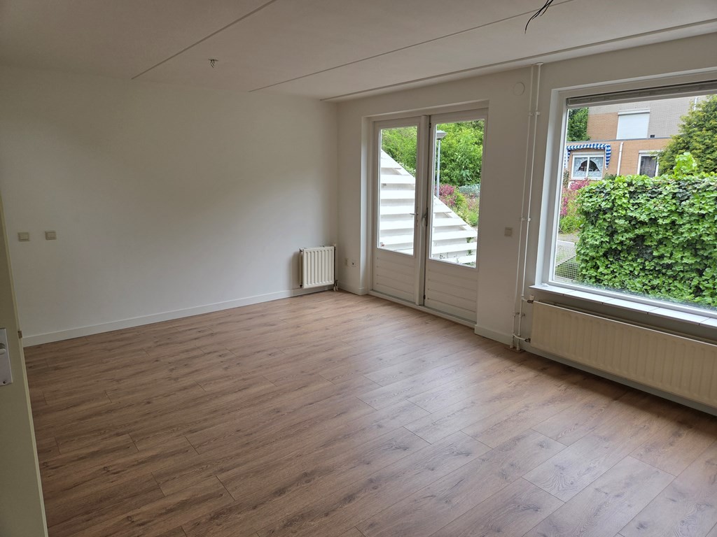 Tussenwoning te huur: De Klenckestraat 10, Almere
