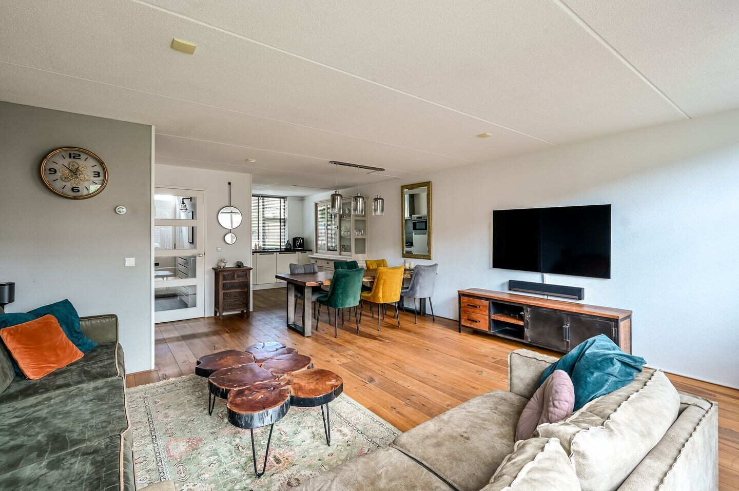 Tussenwoning te koop: Hofstedestraat 47, Almere