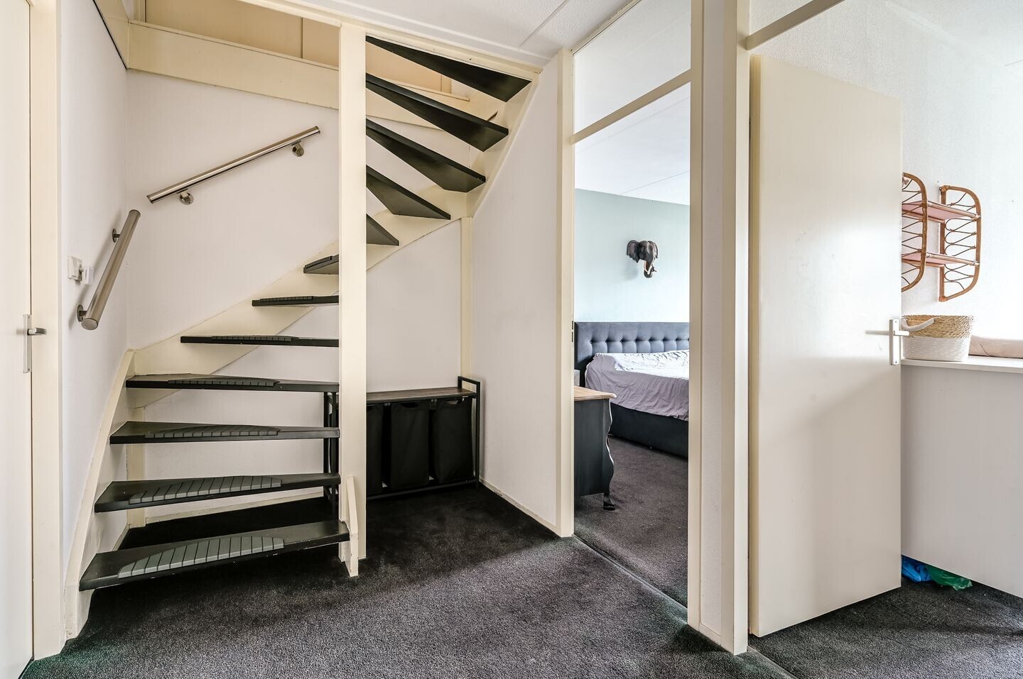 Tussenwoning te koop: Hofstedestraat 47, Almere