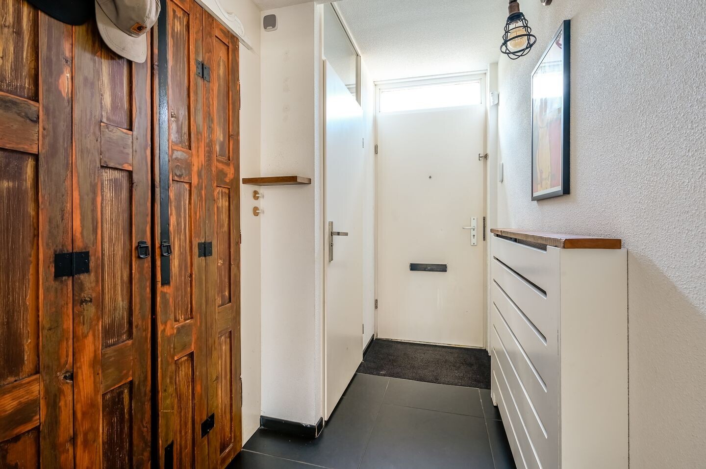 Tussenwoning te koop: Hofstedestraat 47, Almere