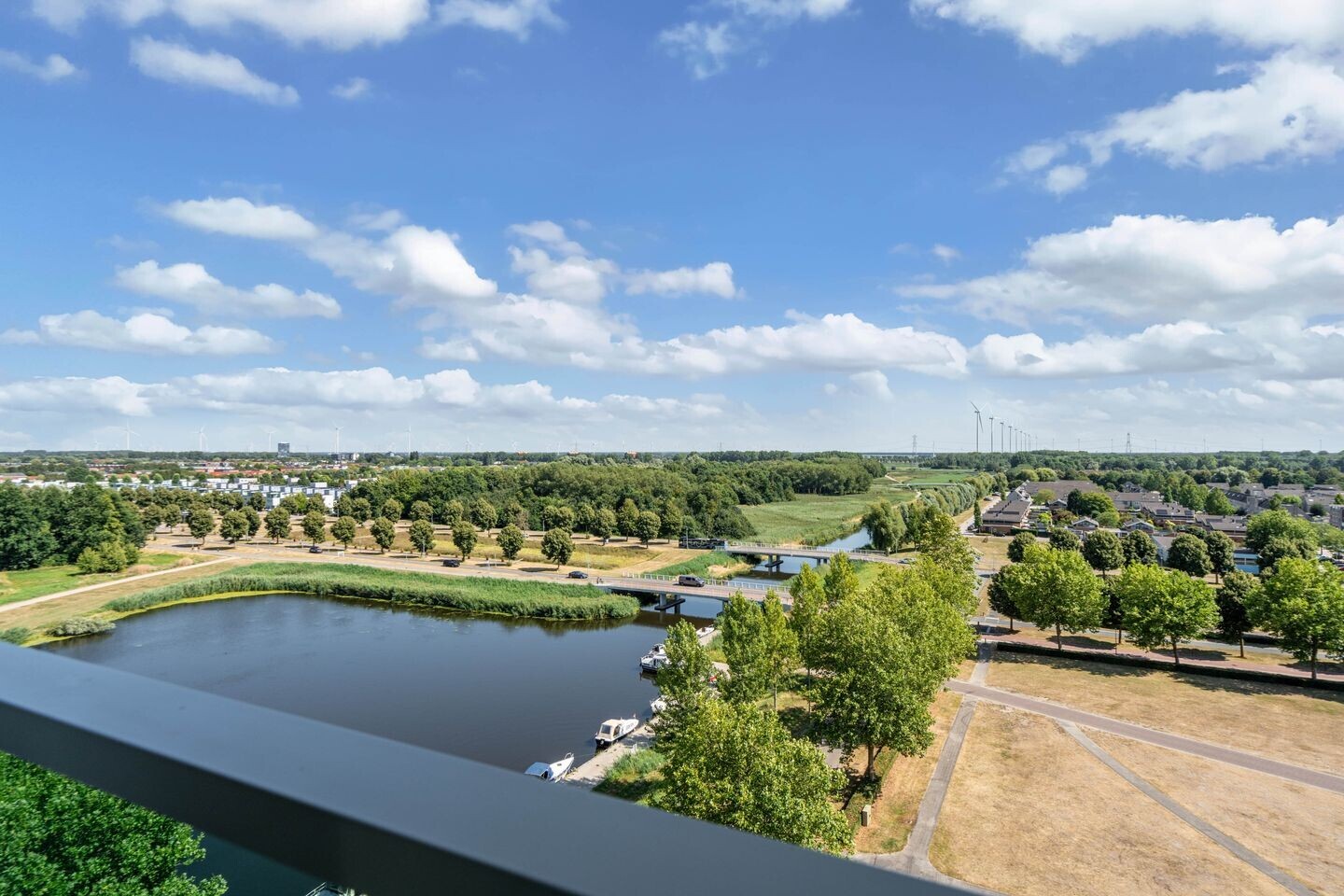Appartement te koop: Buenos Airesstraat 235, Almere