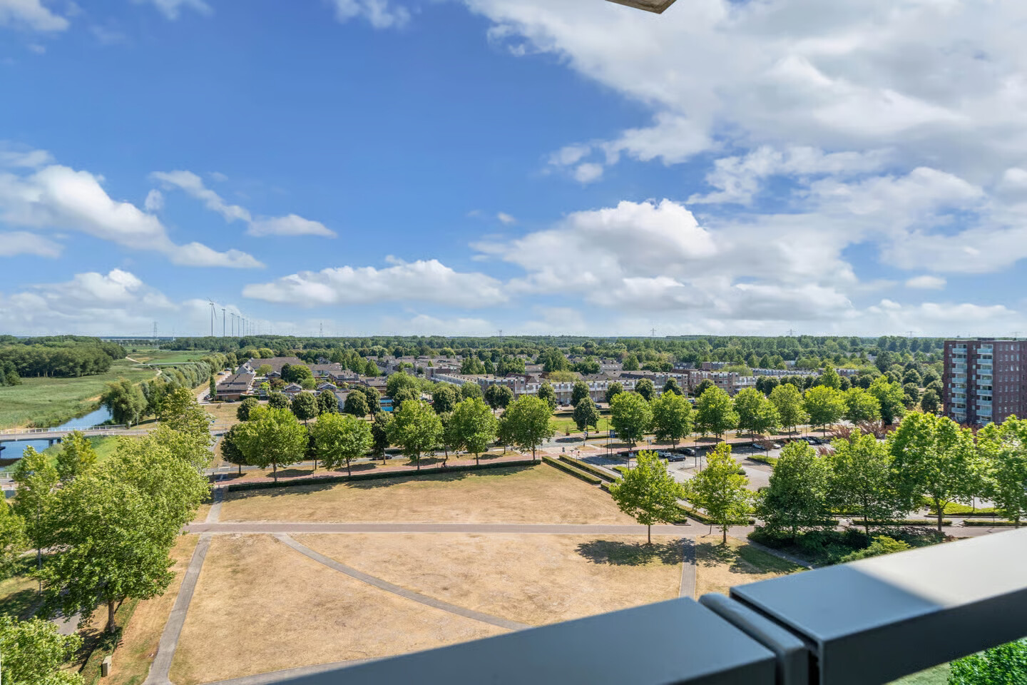 Appartement te koop: Buenos Airesstraat 235, Almere