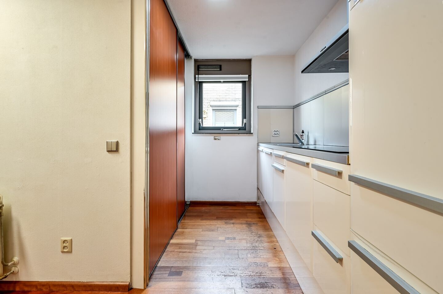 Hoekwoning te koop: Januaristraat 33, Almere