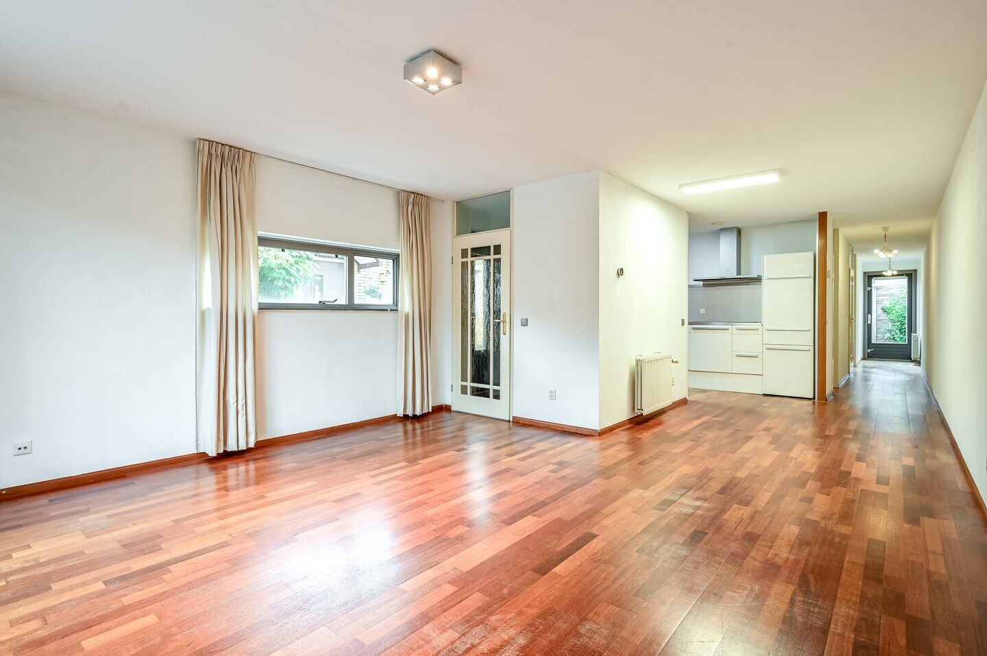 Hoekwoning te koop: Januaristraat 33, Almere