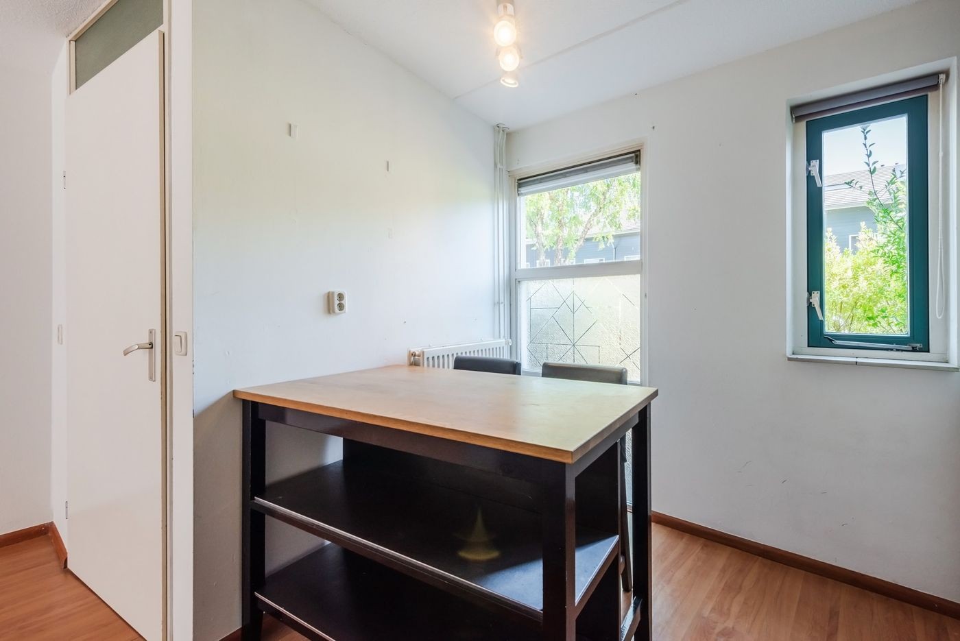 Tussenwoning te koop: Aprilstraat 15, Almere