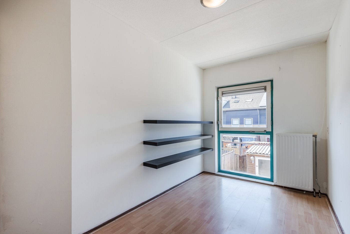 Tussenwoning te koop: Aprilstraat 15, Almere