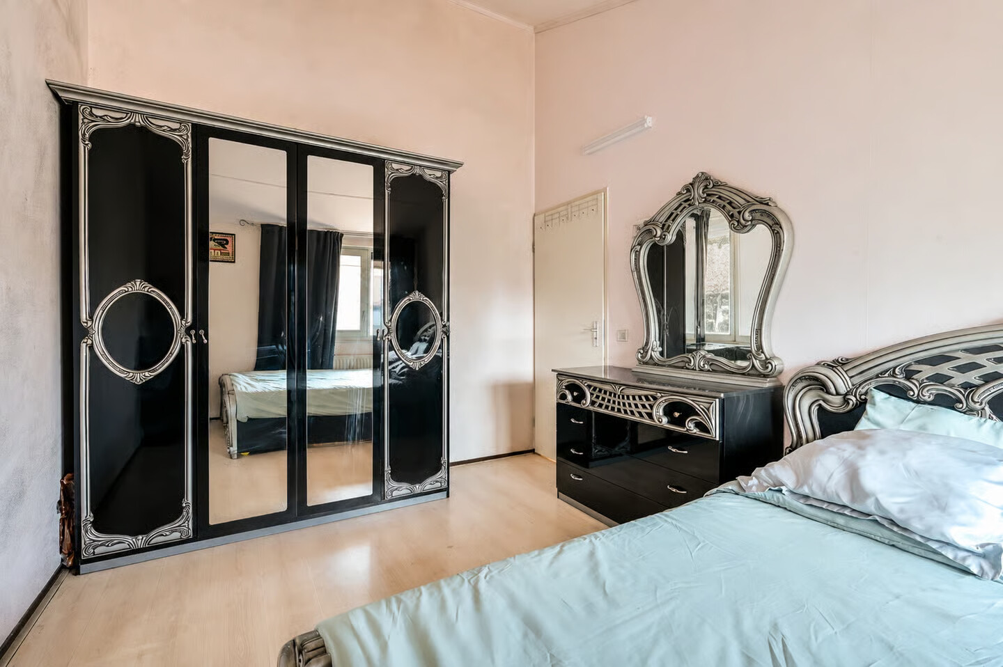 Tussenwoning te koop: Meistraat 34, Almere