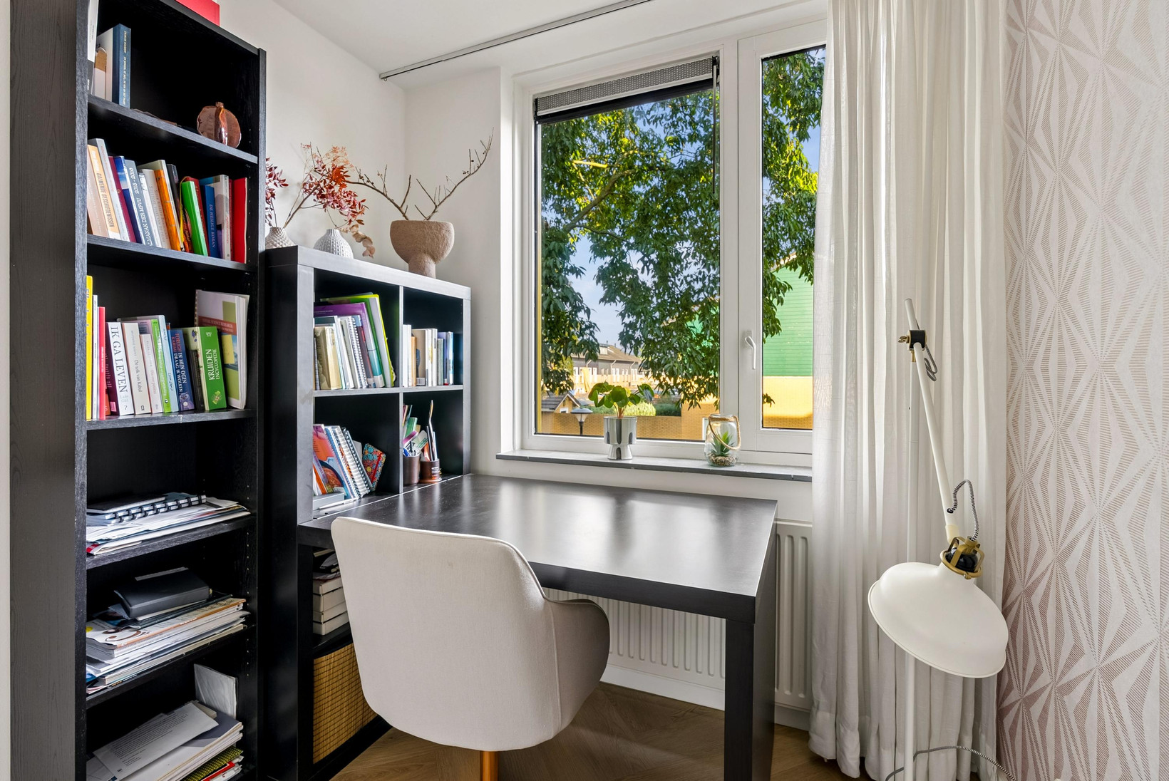 Appartement te koop: Voorjaarstraat 13, Almere