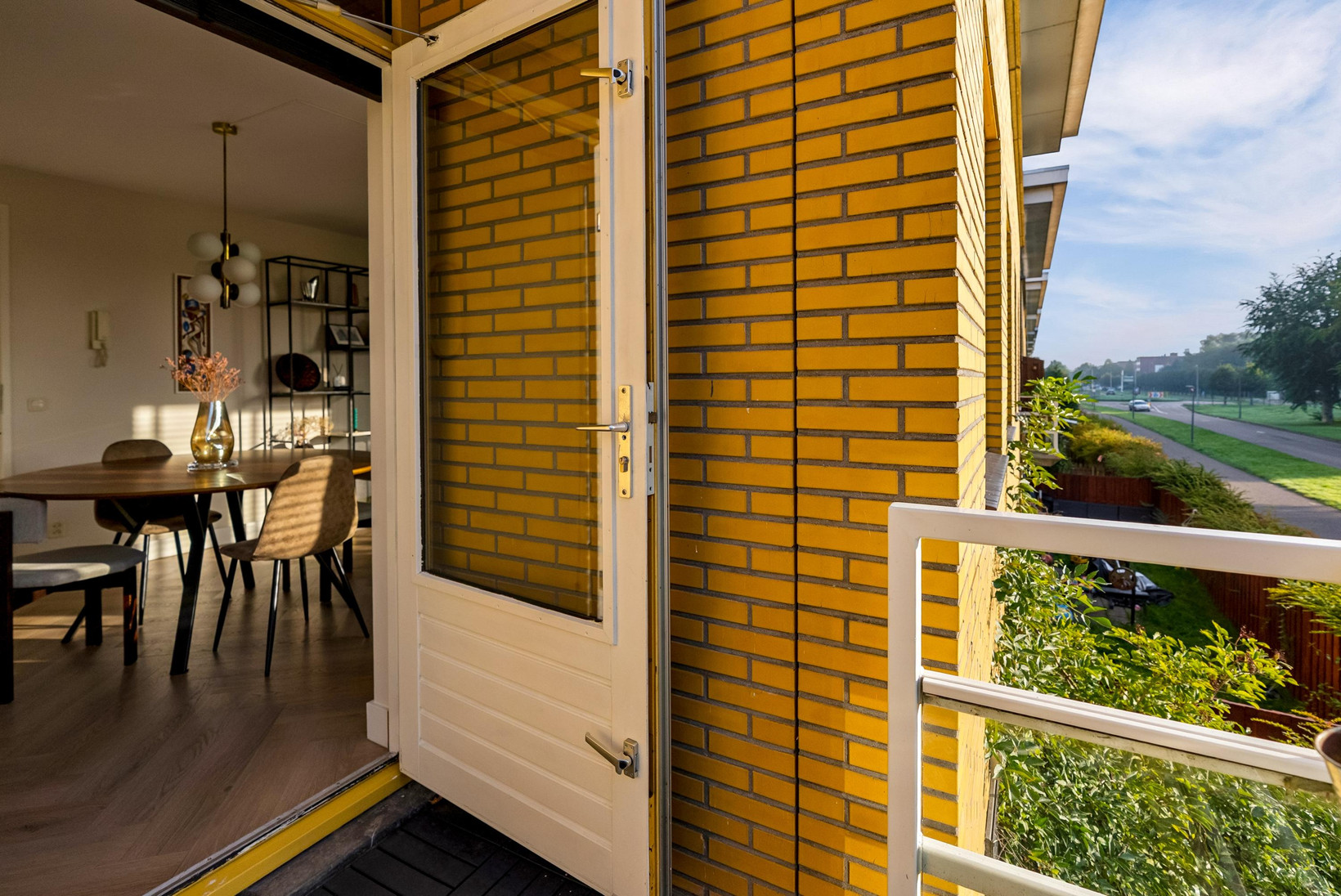 Appartement te koop: Voorjaarstraat 13, Almere