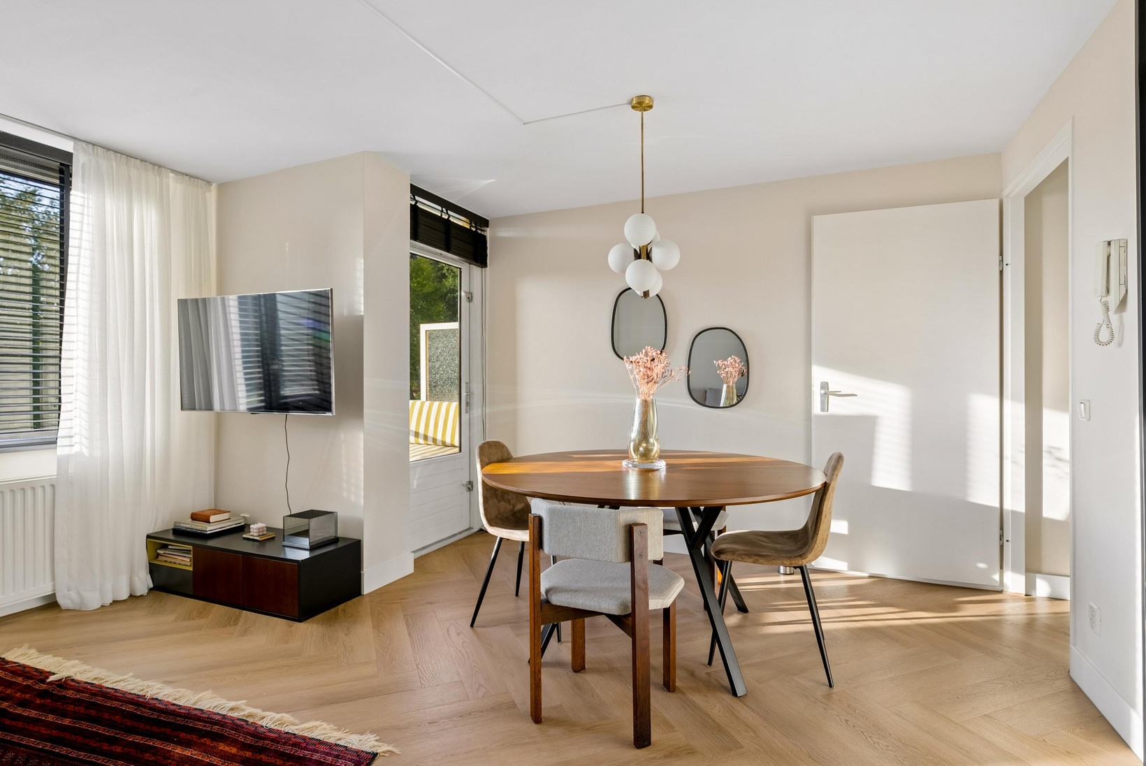 Appartement te koop: Voorjaarstraat 13, Almere