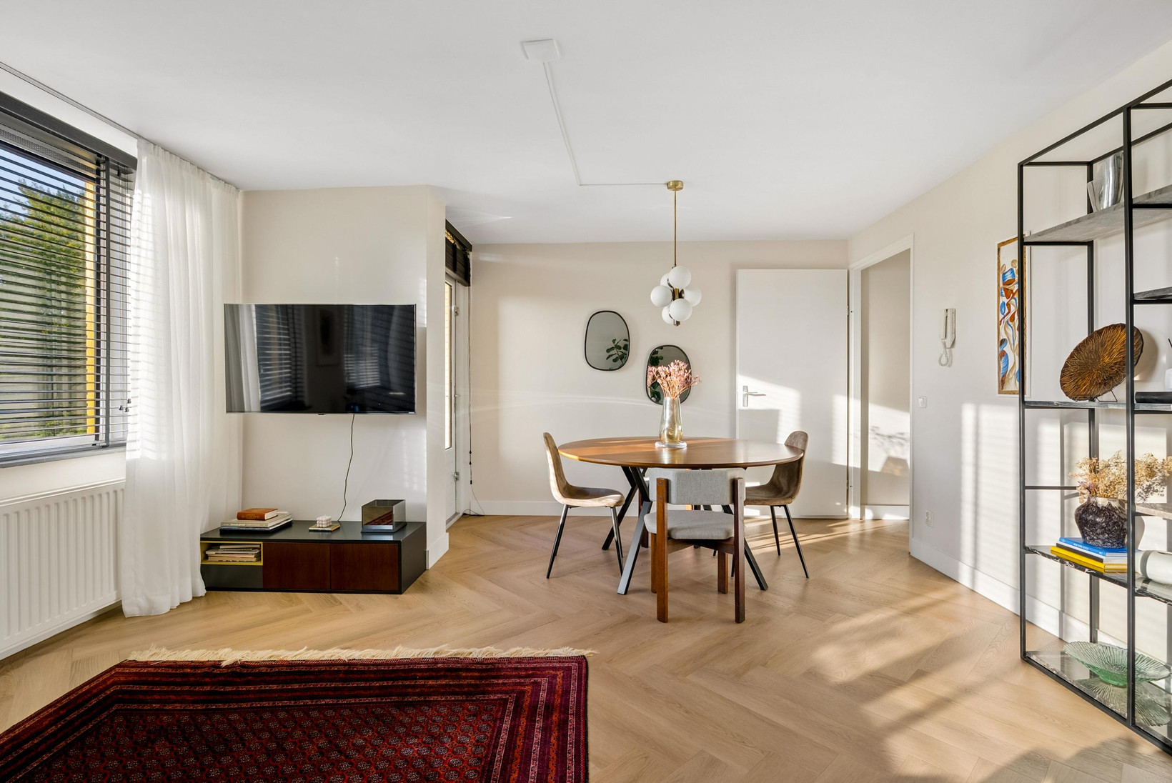 Appartement te koop: Voorjaarstraat 13, Almere