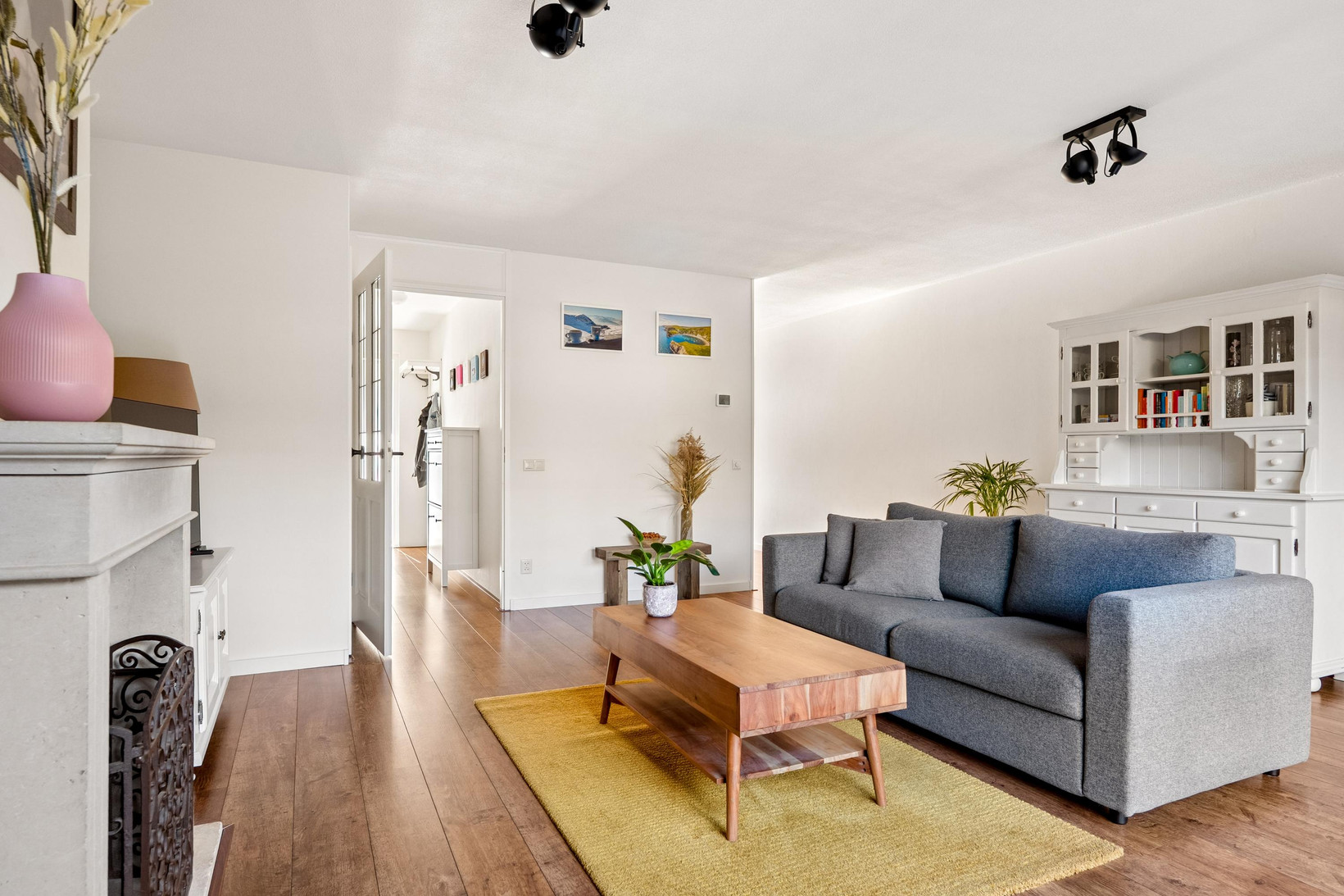 Tussenwoning te koop: Novemberstraat 40, Almere