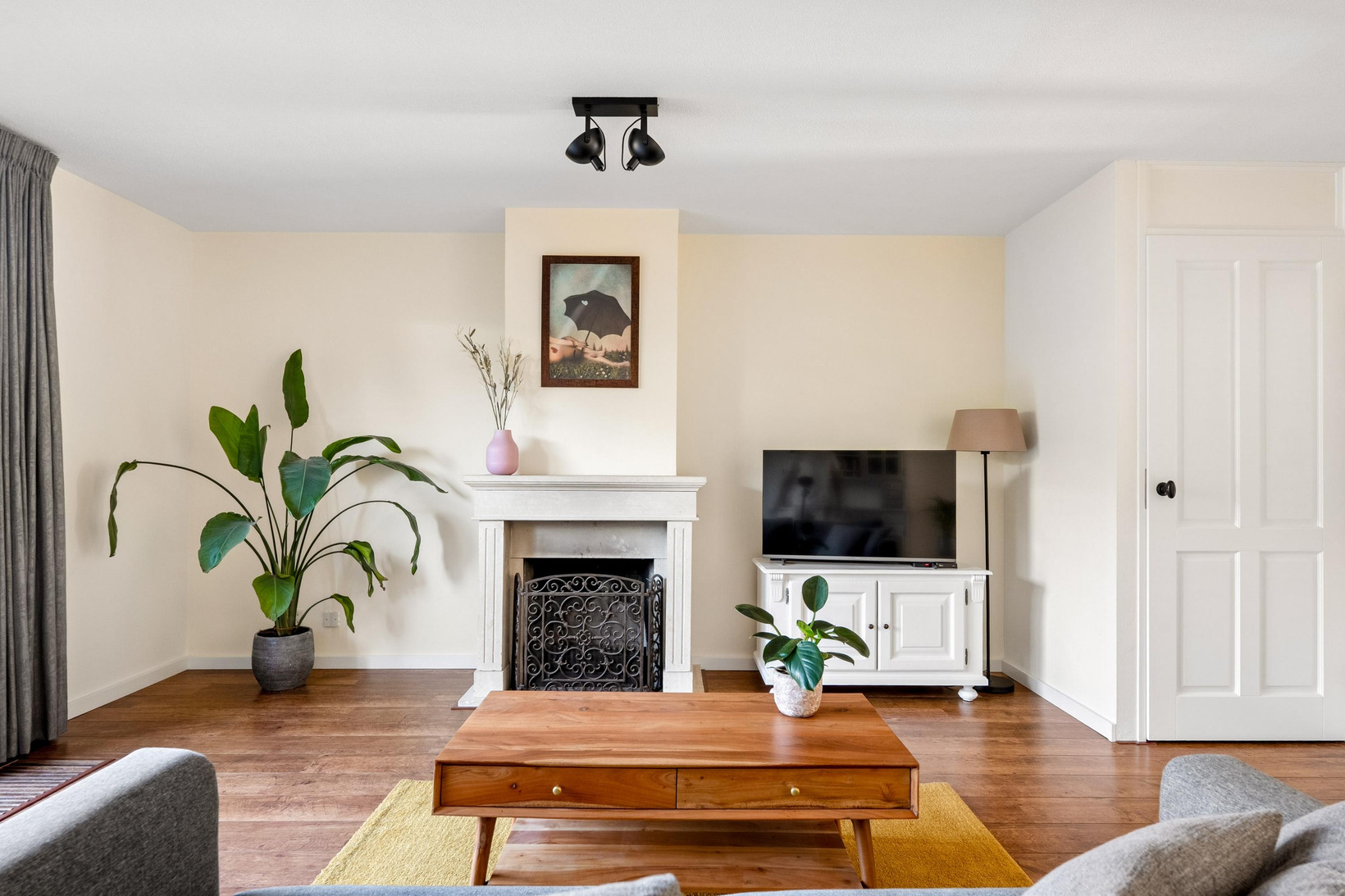Tussenwoning te koop: Novemberstraat 40, Almere