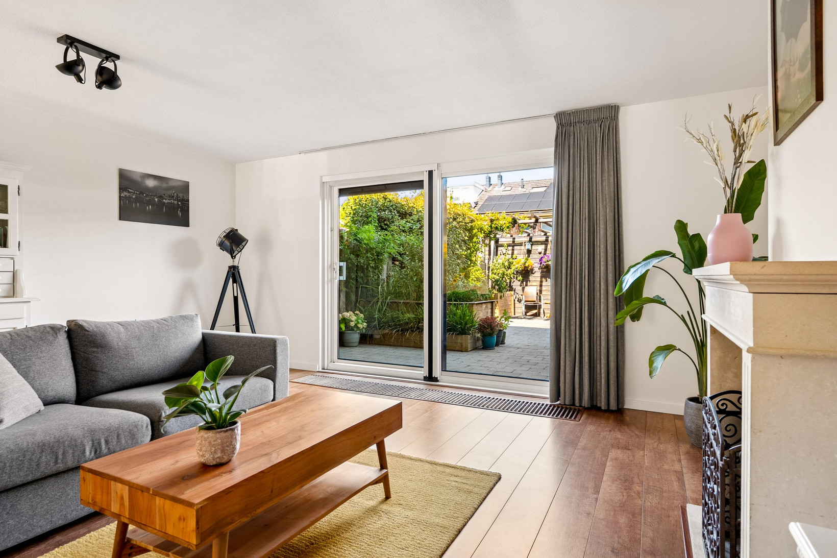Tussenwoning te koop: Novemberstraat 40, Almere