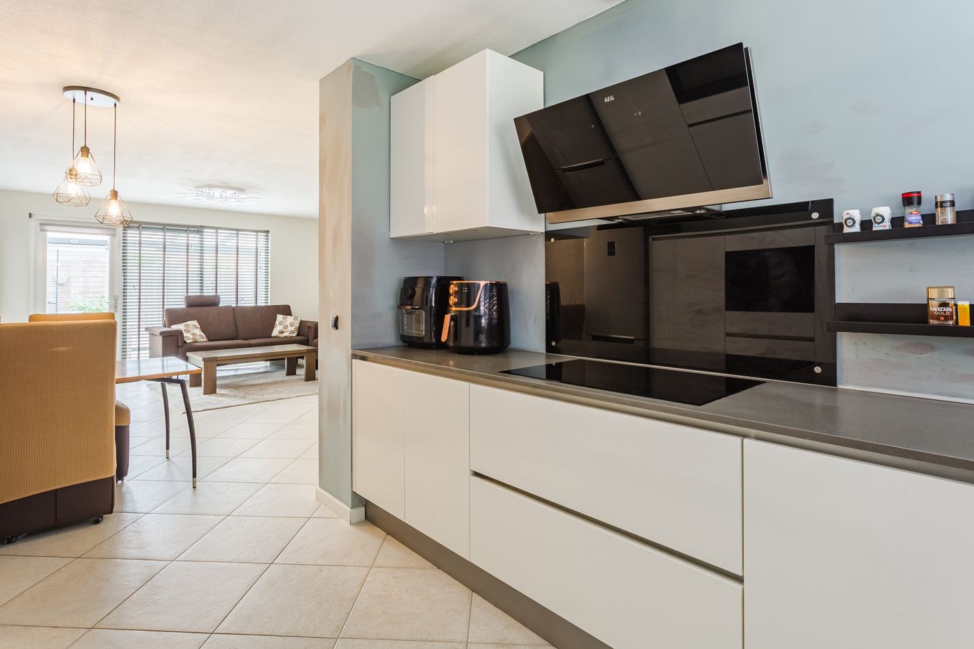Hoekwoning te koop: Medanplantsoen 31, Almere