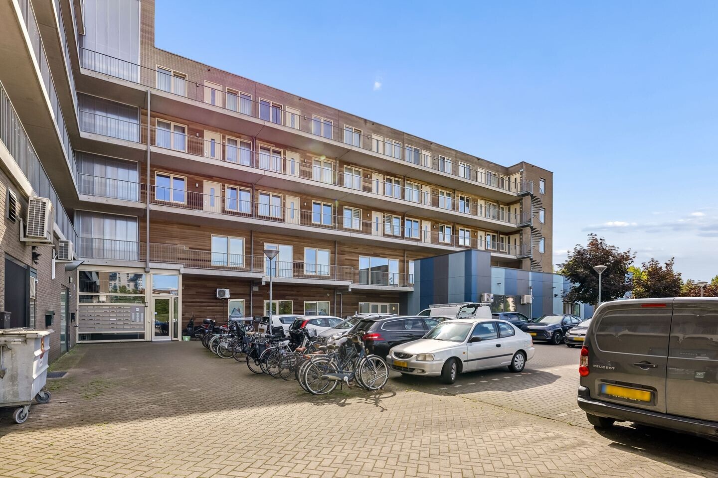 Appartement te koop: Sumatraweg 73, Almere