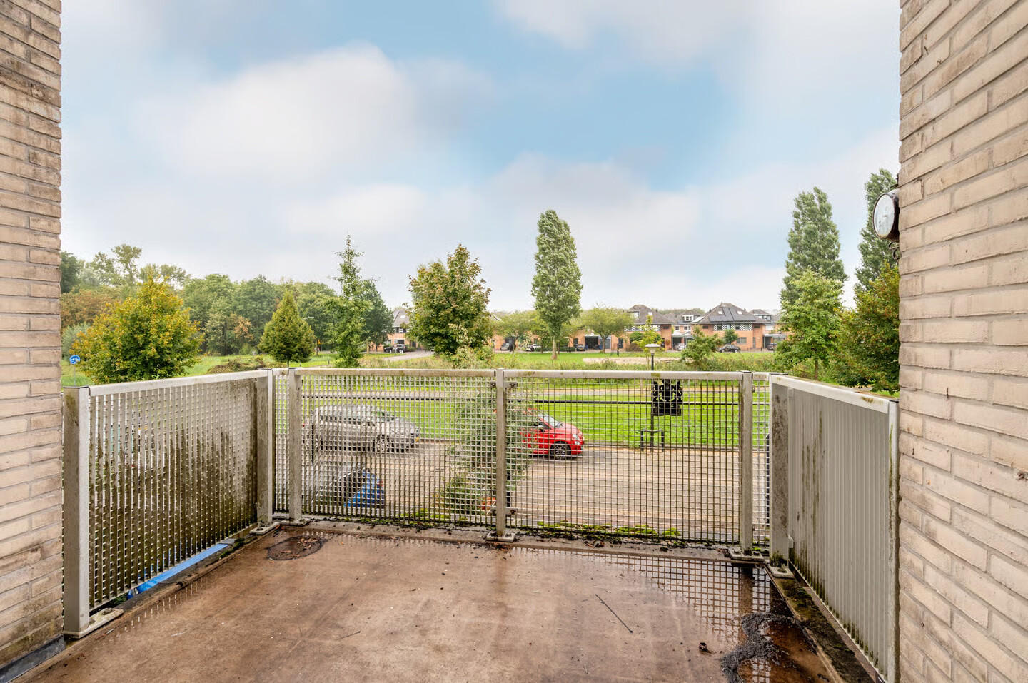 Tussenwoning te koop: Schonenvaart 10, Almere