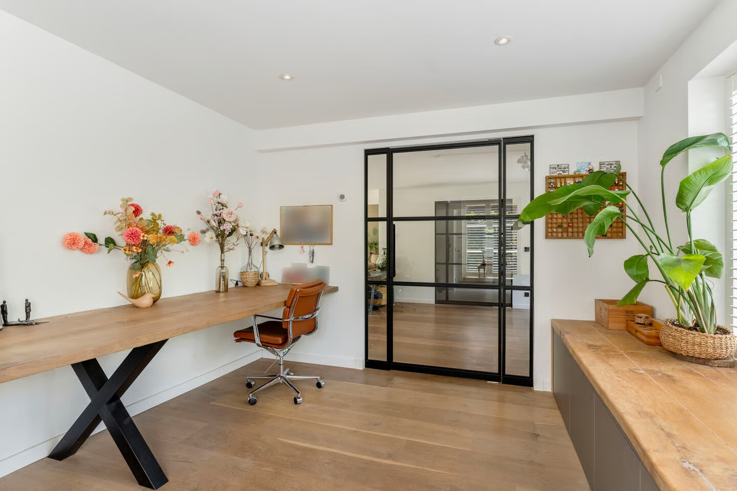 Vrijstaande woning te koop: Vergulde Draakstraat 45, Almere
