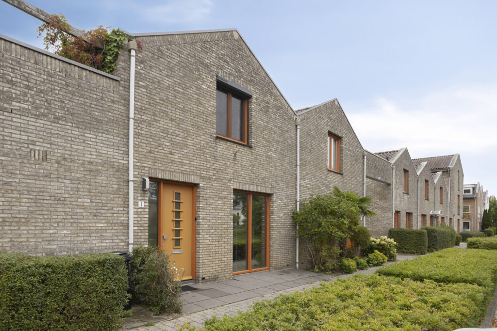 Hoekwoning te koop: Ketelbinkiestraat 1, Almere