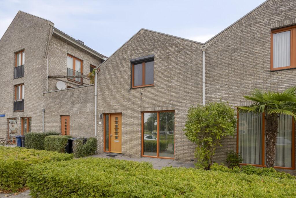 Hoekwoning te koop: Ketelbinkiestraat 1, Almere