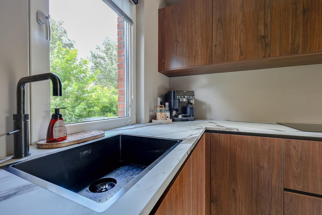 Tussenwoning te koop: Mazureplantsoen 4, Almere