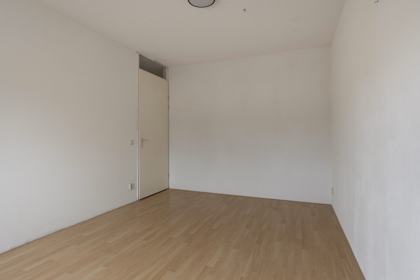 Tussenwoning te koop: Brommy en Tommystraat 17, Almere