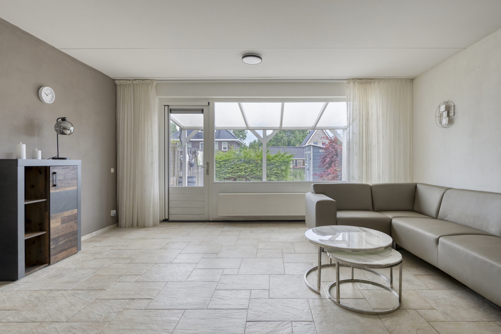 Tussenwoning te koop: Brommy en Tommystraat 17, Almere