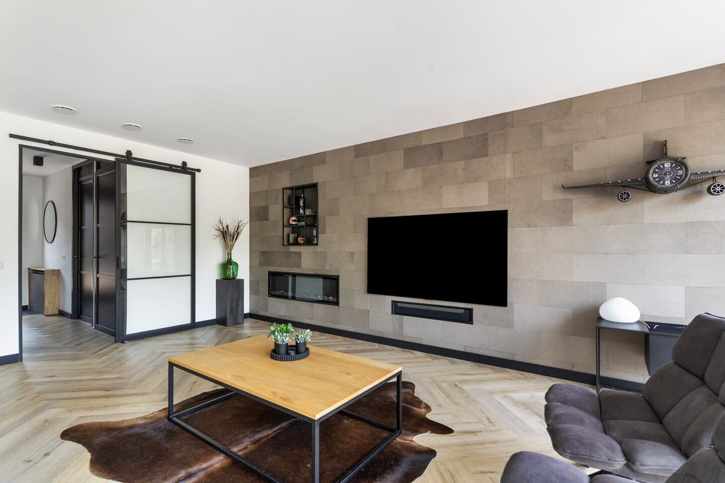 Tussenwoning te koop: Lambikstraat 12, Almere