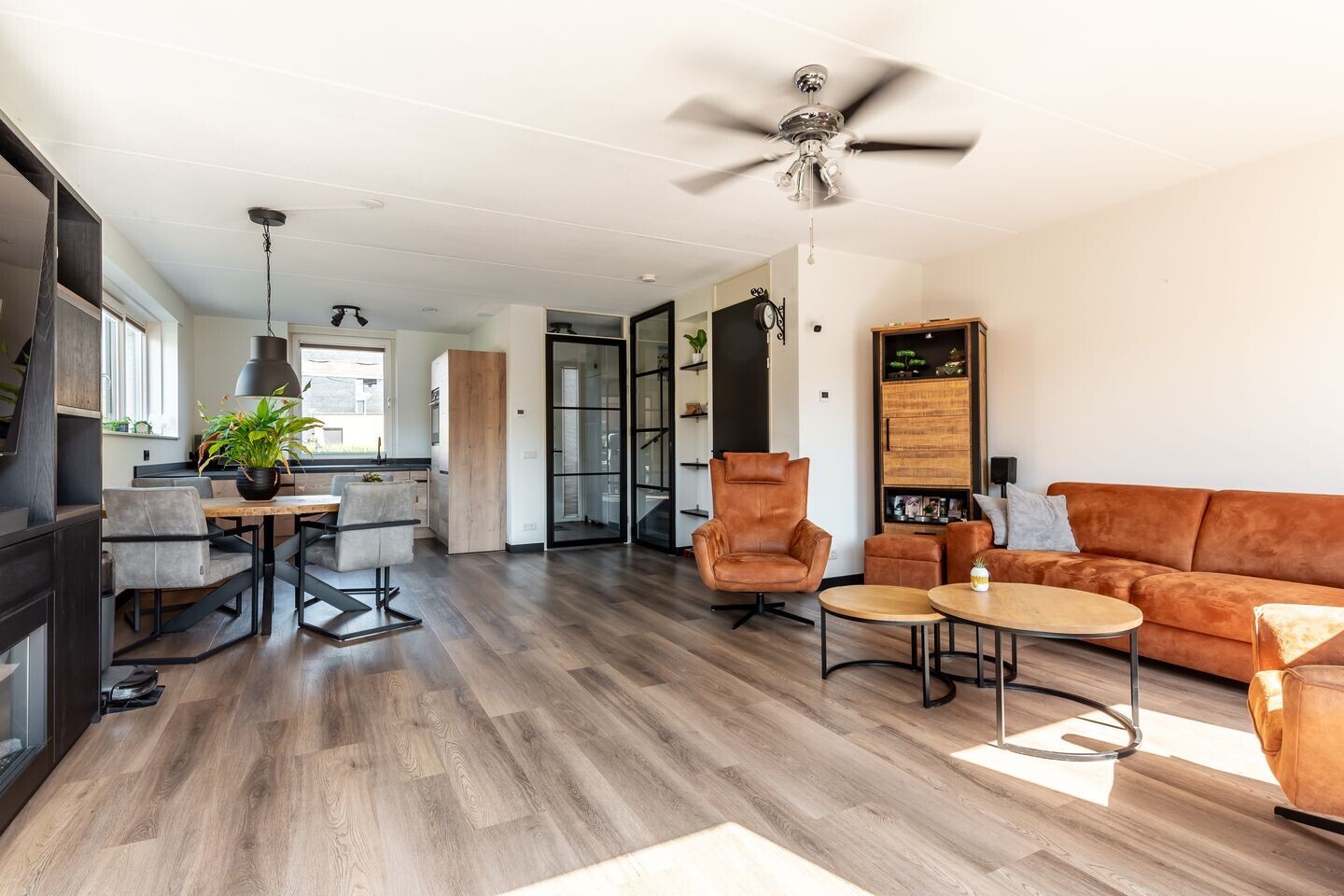 Hoekwoning te koop: Kuifjestraat 7, Almere