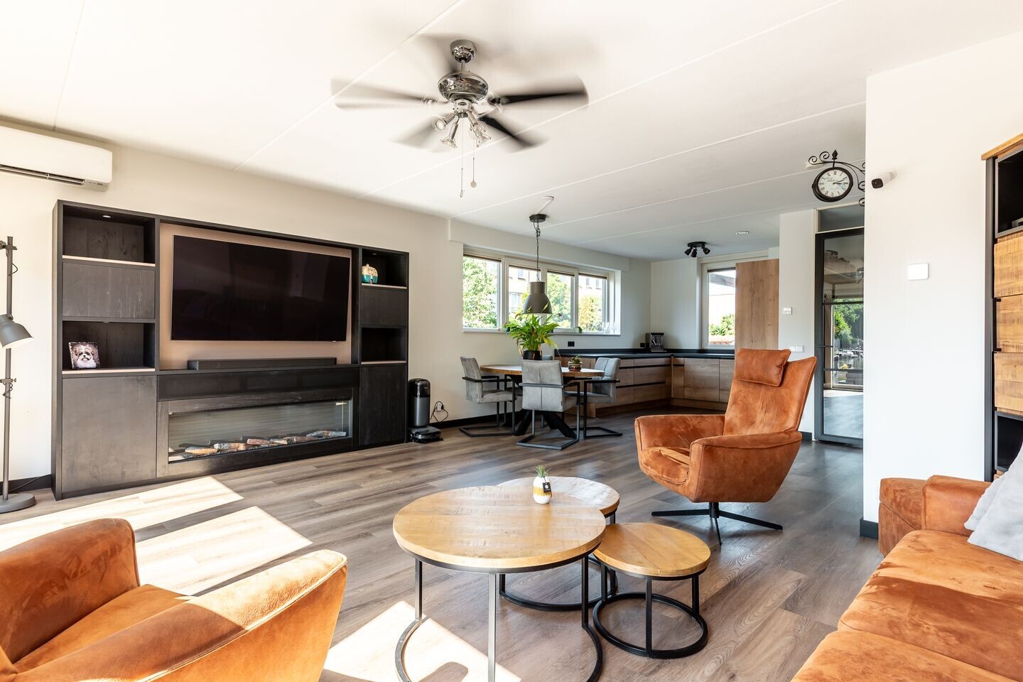 Hoekwoning te koop: Kuifjestraat 7, Almere