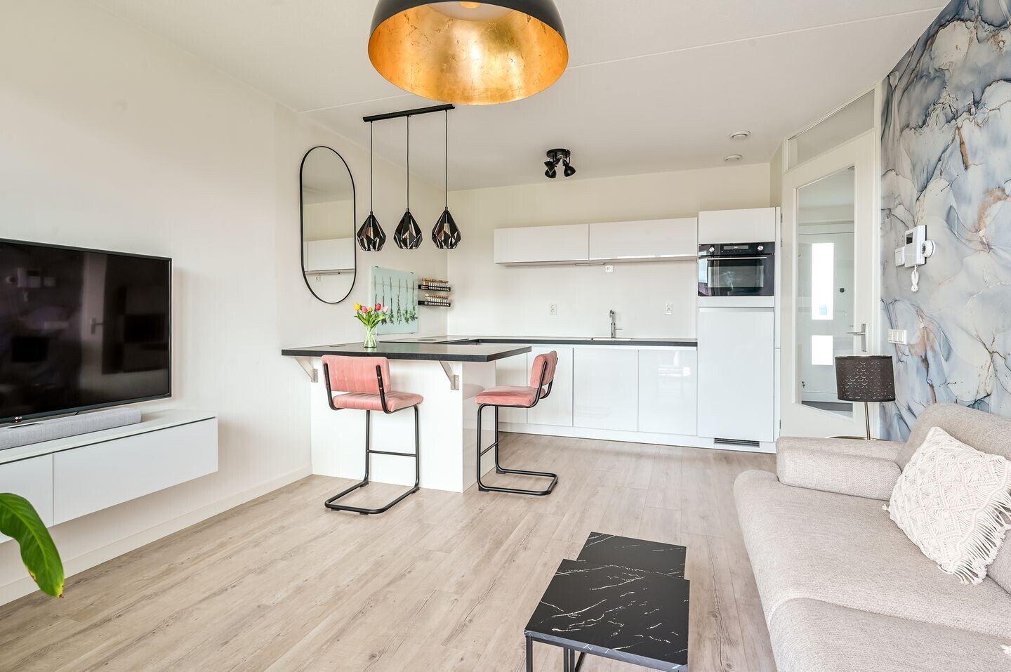 Appartement te koop: Tempo Doeloestraat 186, Almere