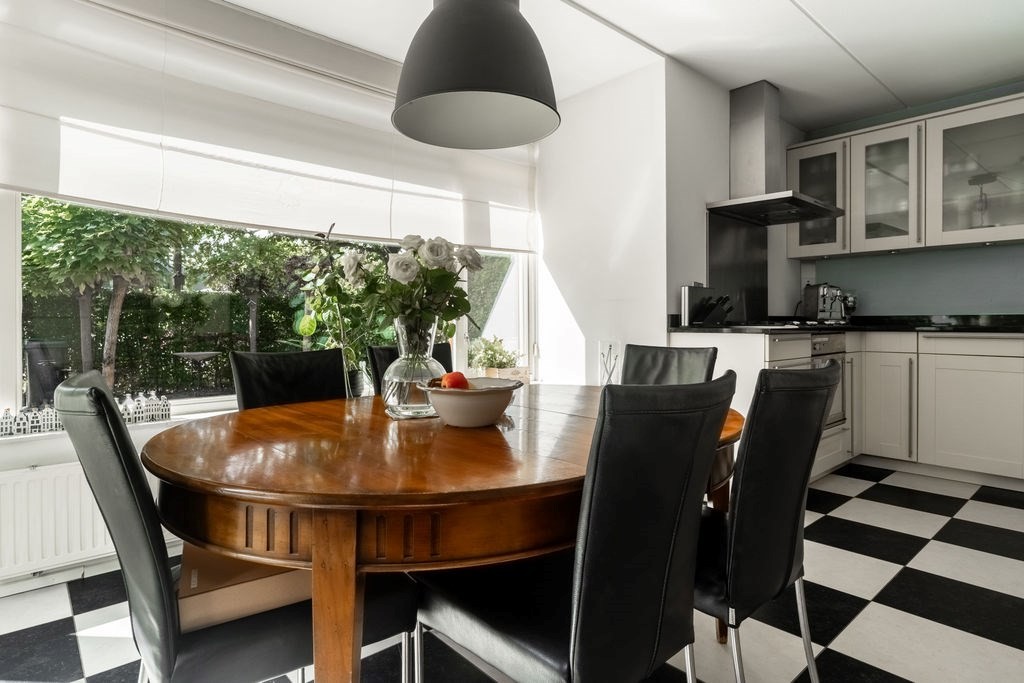 Tussenwoning te koop: Diadeemstraat 119, Almere