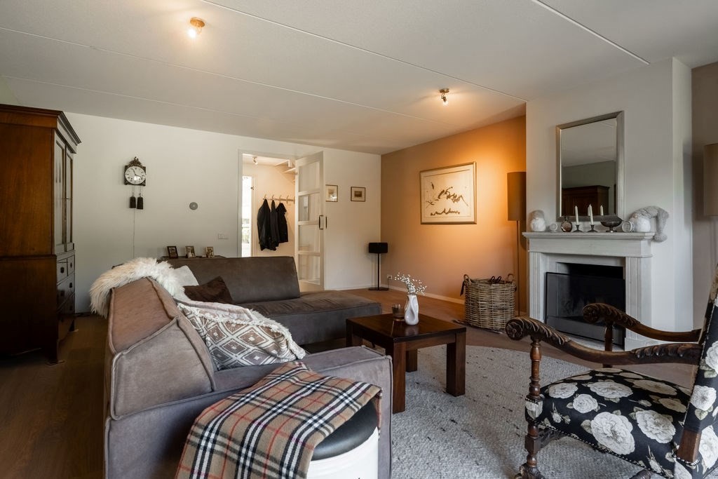 Tussenwoning te koop: Diadeemstraat 119, Almere