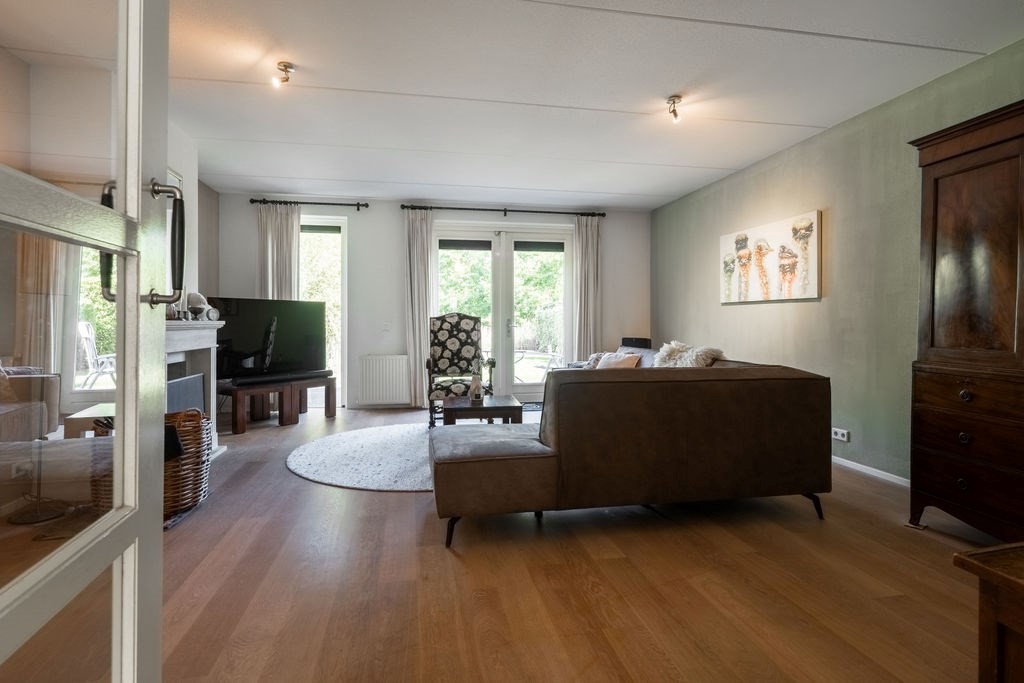 Tussenwoning te koop: Diadeemstraat 119, Almere