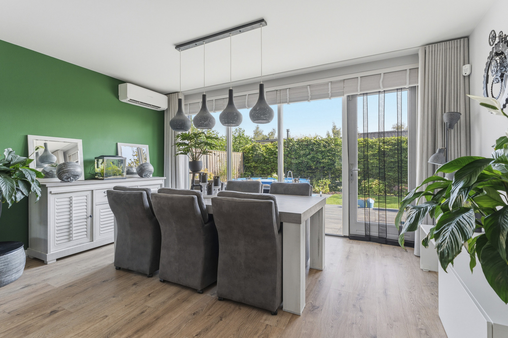 Twee-onder-één-kap te koop: Katrien Duckstraat 8, Almere