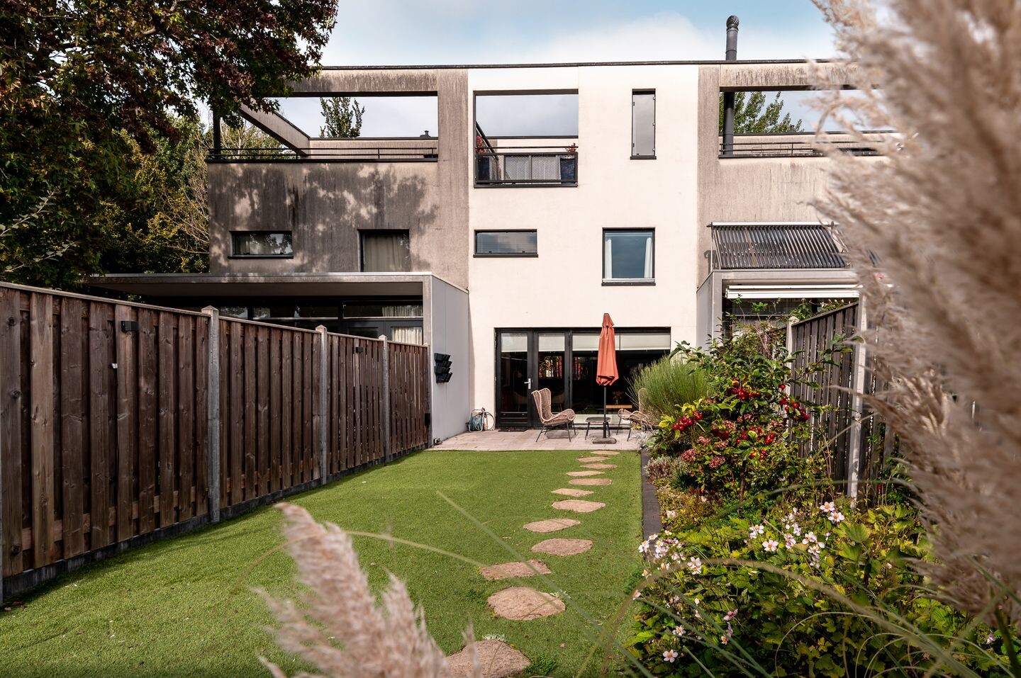 Tussenwoning te koop: Barnsteenstraat 11, Almere
