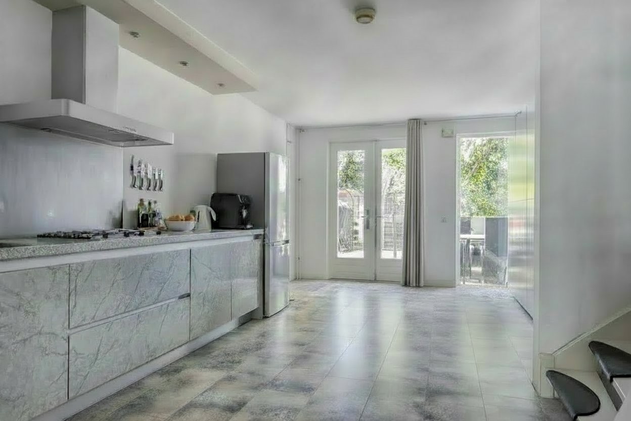 Tussenwoning te koop: Arubapier 35, Almere