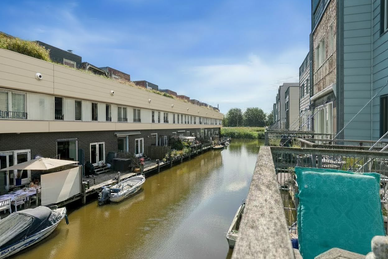 Tussenwoning te koop: Arubapier 35, Almere