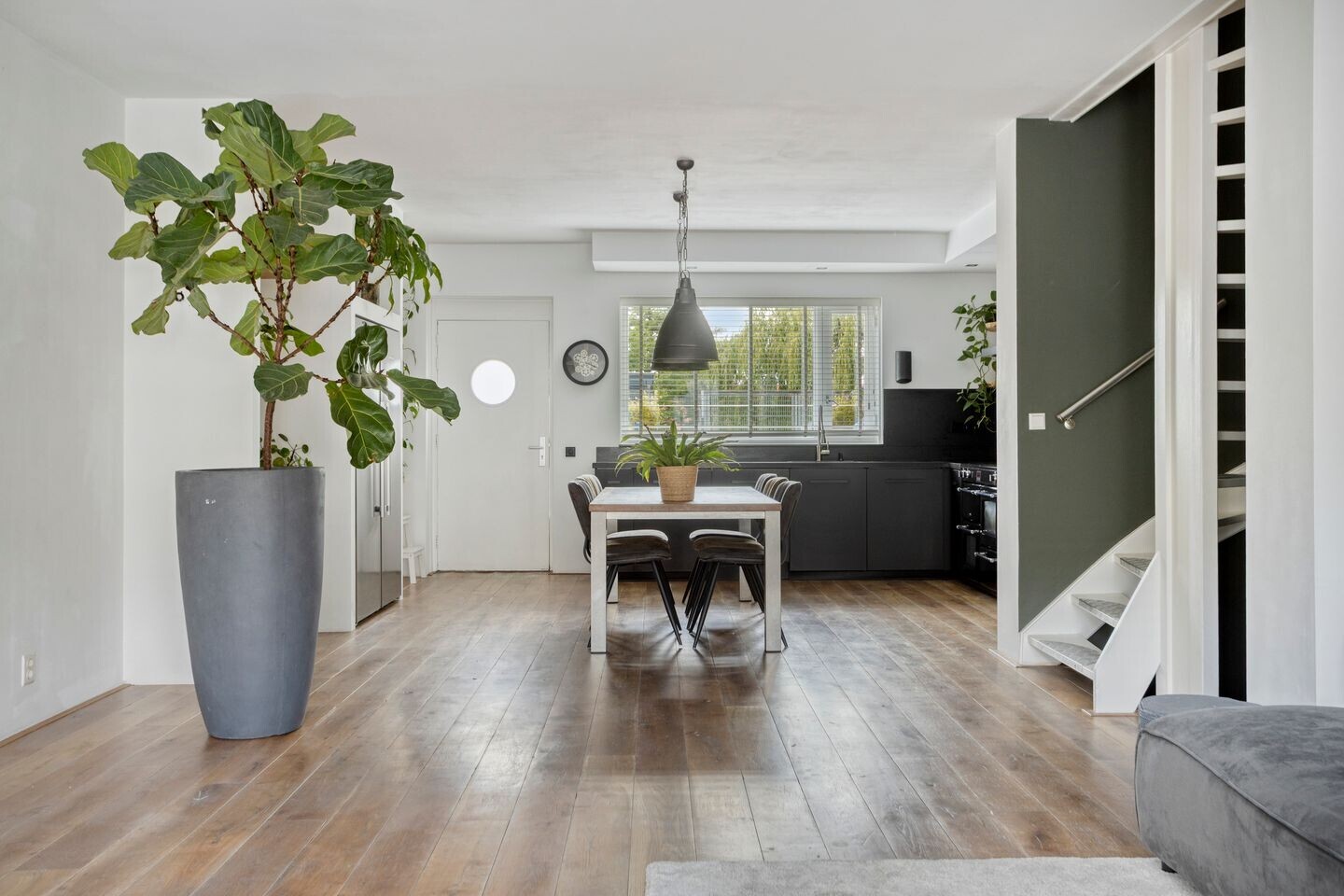 Tussenwoning te koop: Arubapier 49, Almere